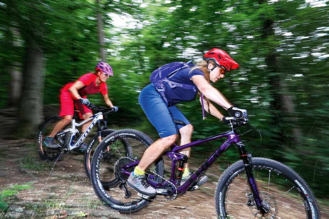 Scott Genius Contessa vs. Trek Remedy WSD