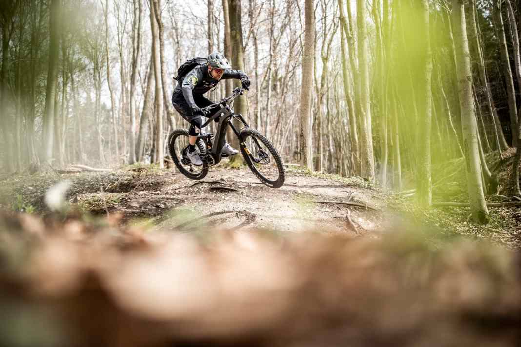 Wie viel Federweg brauche ich beim E-Bike?
