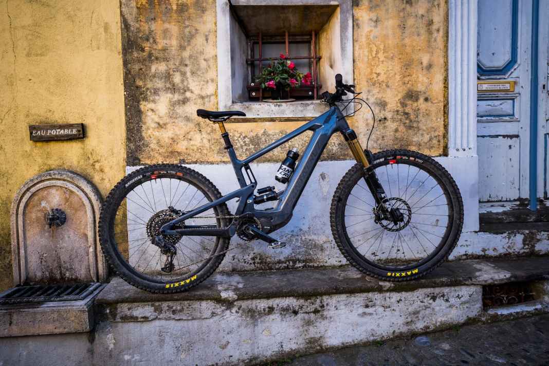 Drilled out! Santa Cruz shows new Heckler