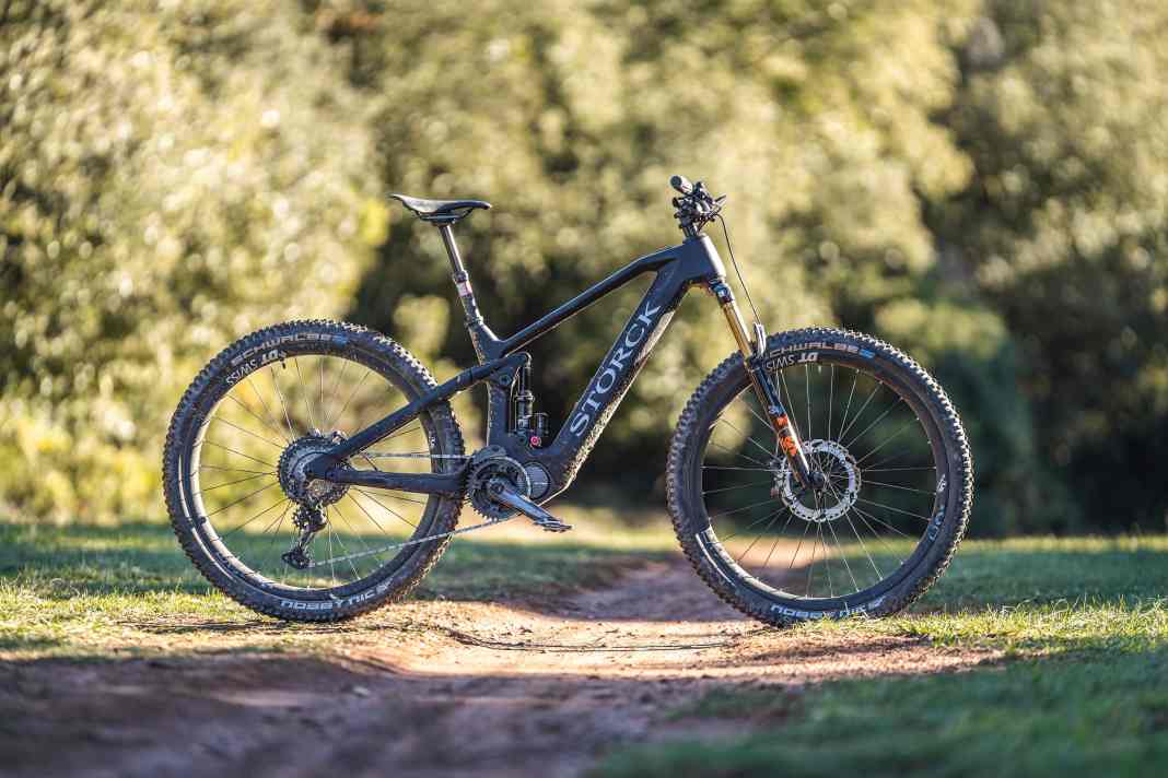 Light e-bike with Shimano power