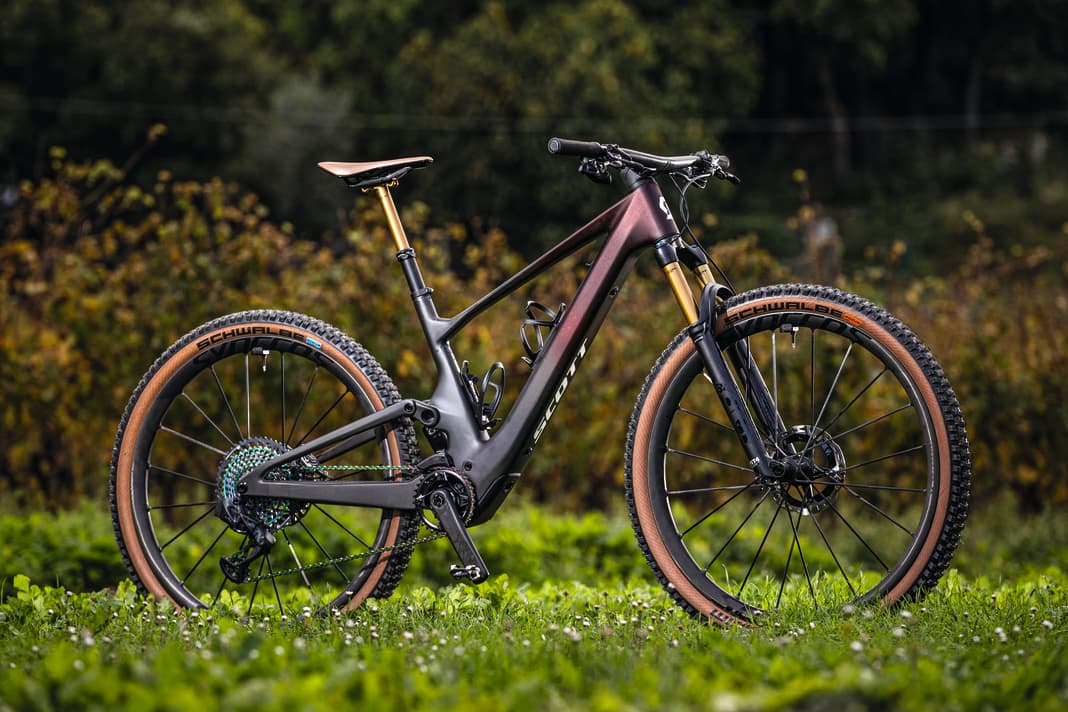 Scott Lumen mit 15,5 Kilo und integriertem Dämpfer