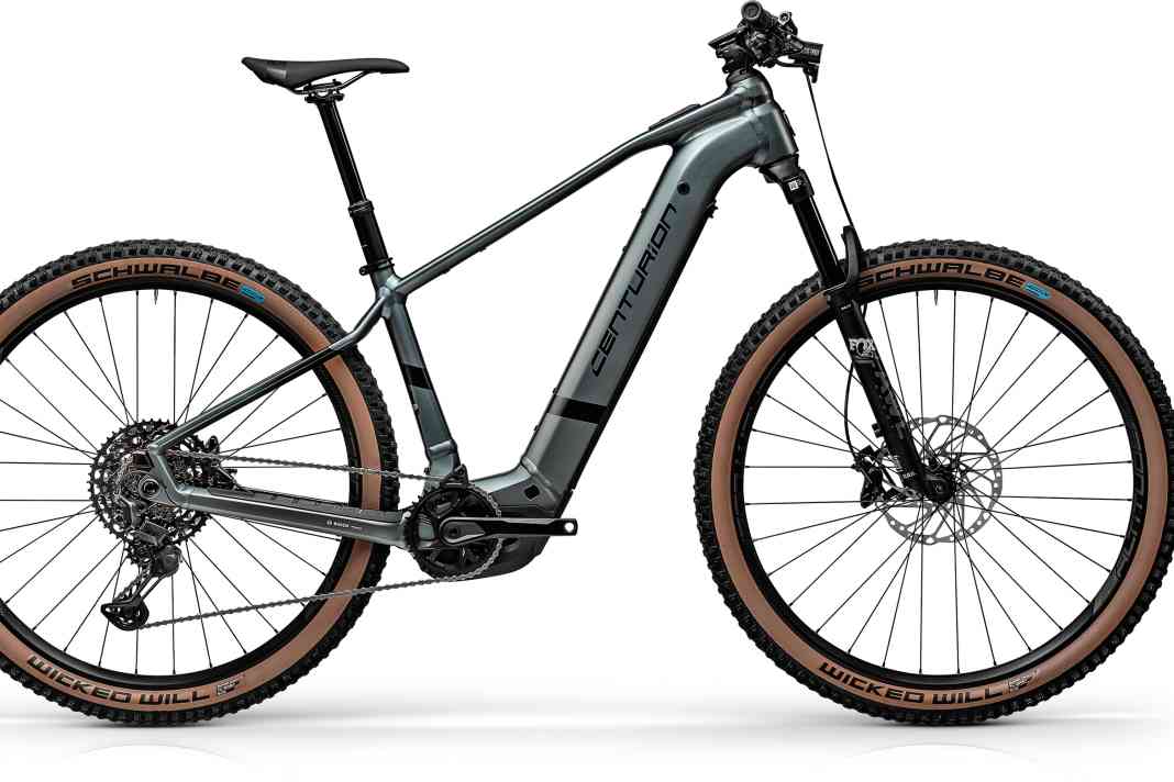 Modernes E-Hardtail für Alltag und Trail