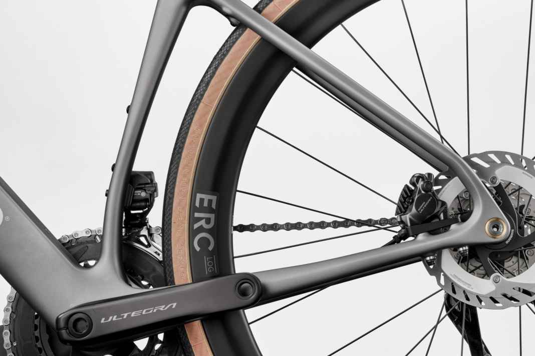 All-road road bike - with light and radar