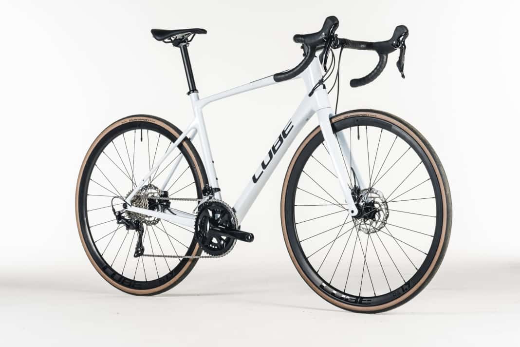 Das Cube Attain GTC Race für lange Tage im Sattel