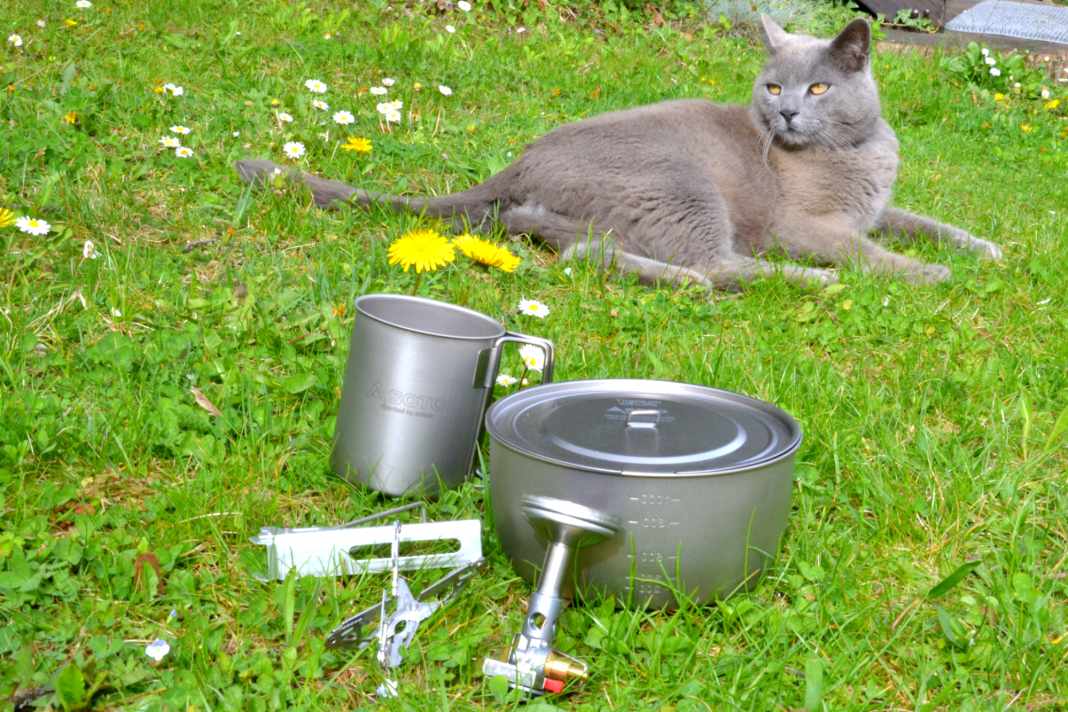 Topf und Deckel - 90 Gramm Titan?!