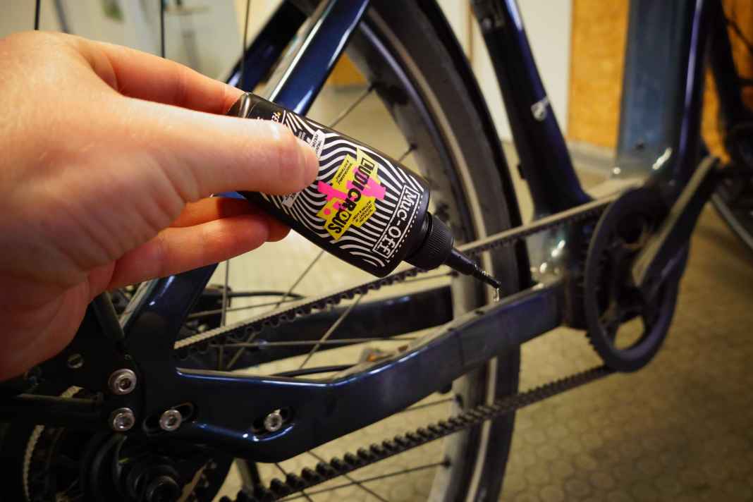 Should you oil the belt drive on an e-bike? This mistake could ruin the drive system