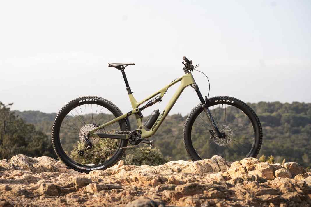 Das Merida One-Forty 6000 im All-Mountain-Vergleichstest