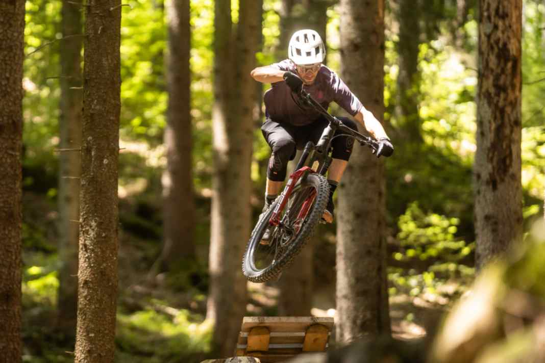Die 5 spannendsten E-Bikes im Test