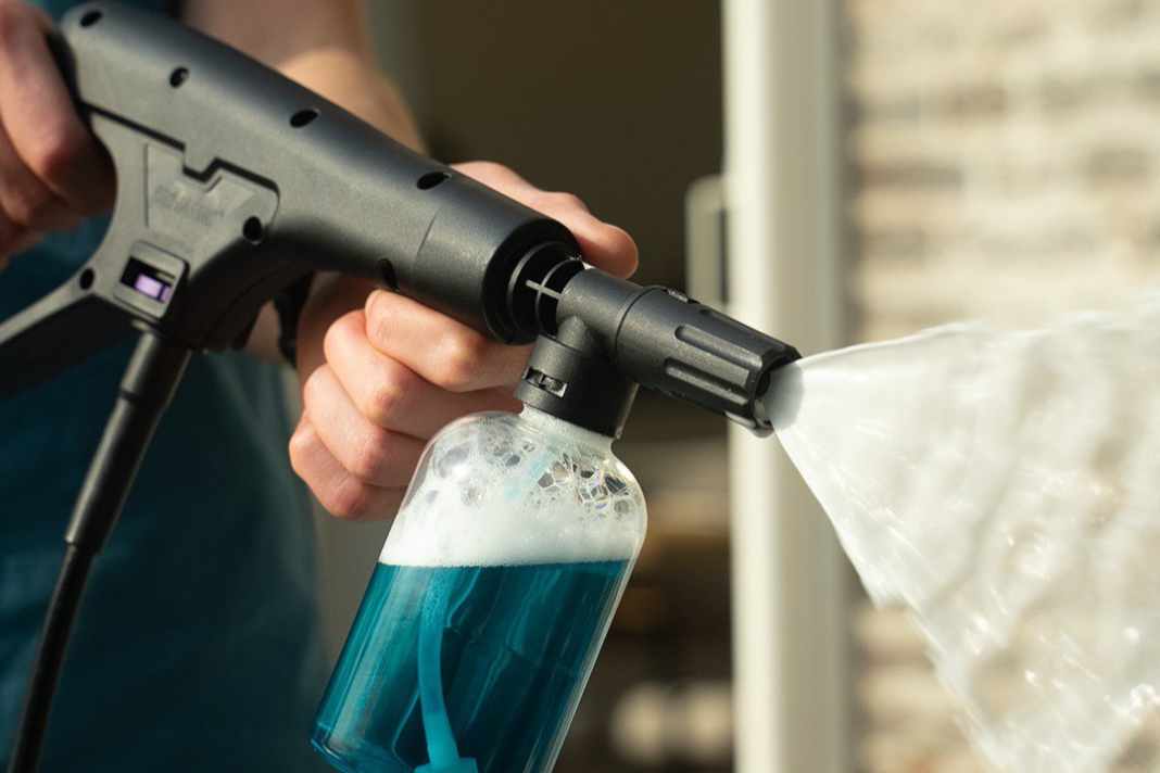 Mobiler Hochdruckreiniger für Fahrräder im Test