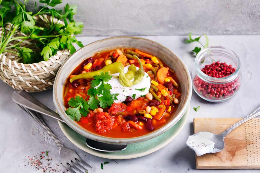 Bumms für die Beine: Veganes Chili sin Carne