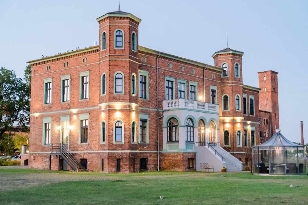 Jetzt mitmachen und Auszeit an der Elbe gewinnen