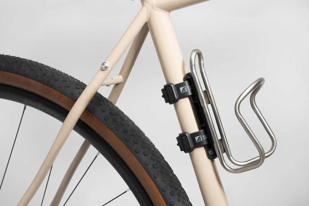 So funktioniert der Flaschenhalter ohne Schrauben