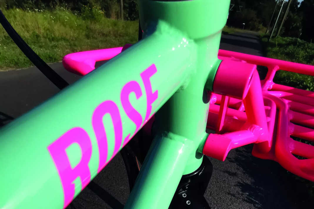 Knallig! Auffälliges Urban Bike mit feinster Ausstattung im Test
