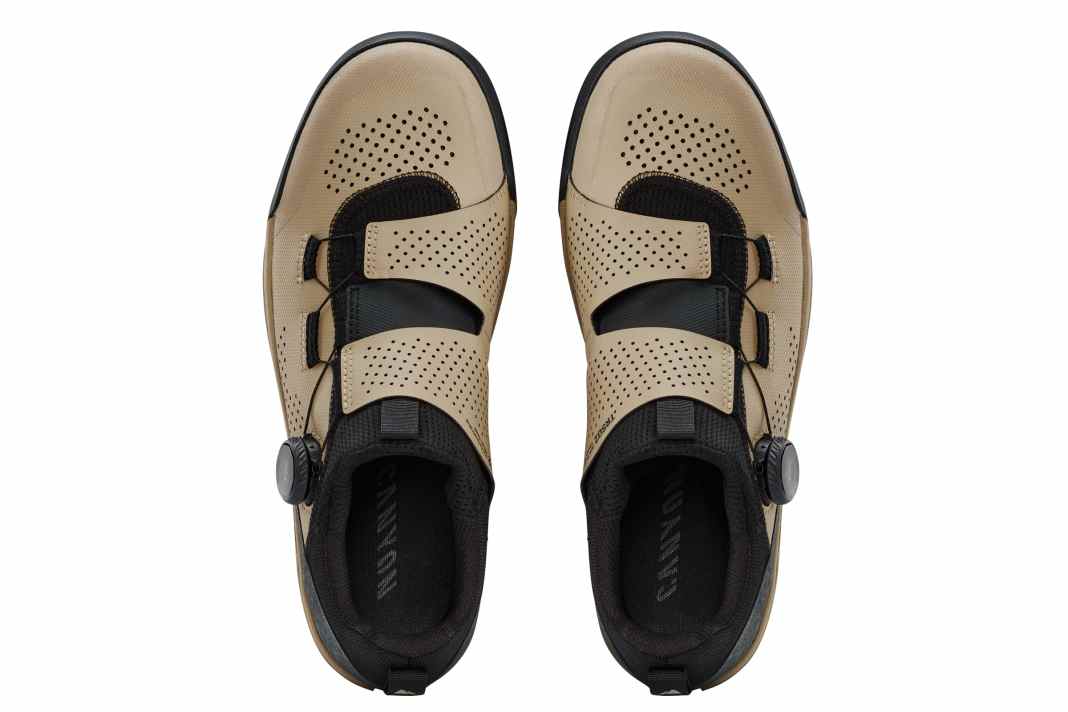 Flat&Click: Canyon zeigt zwei neue Mtb-Schuhe