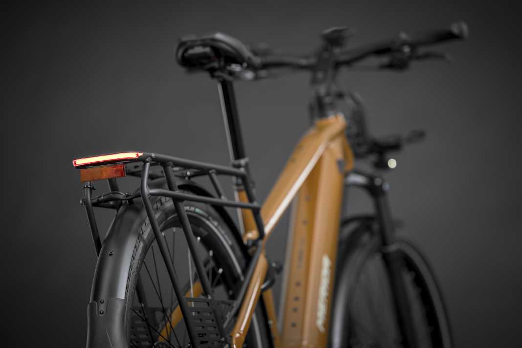 Aus eins mach zwei: Neue Urban-E-Bikes mit Bosch CX-Motor