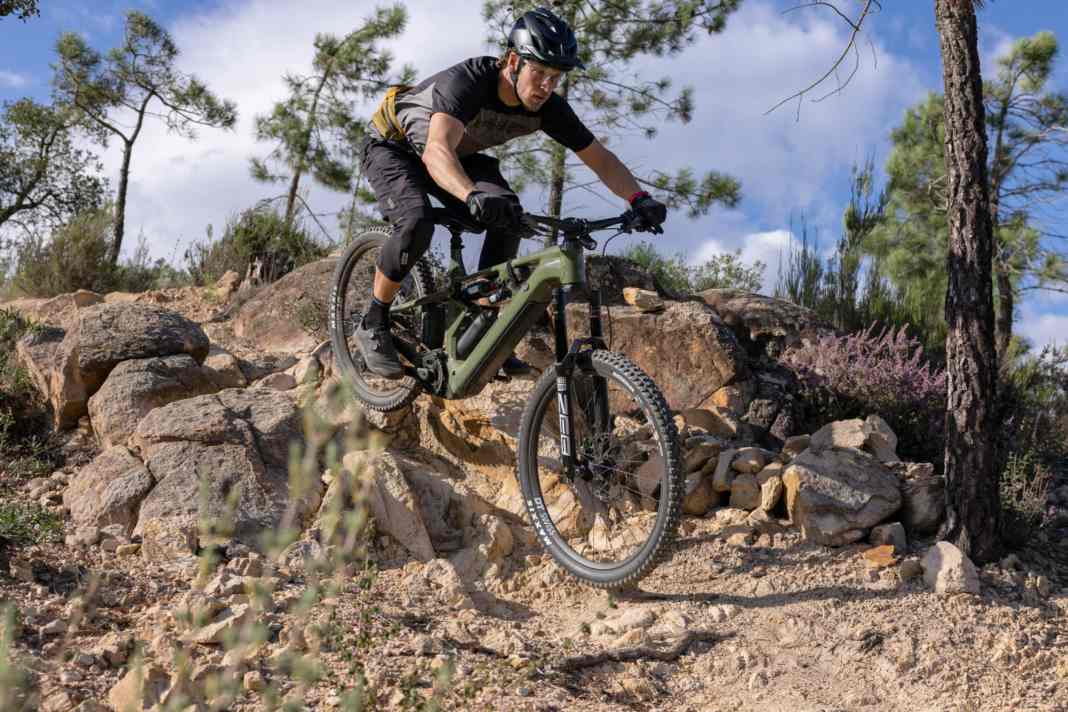 Shuttle included - thanks to the new Bosch CX motor!