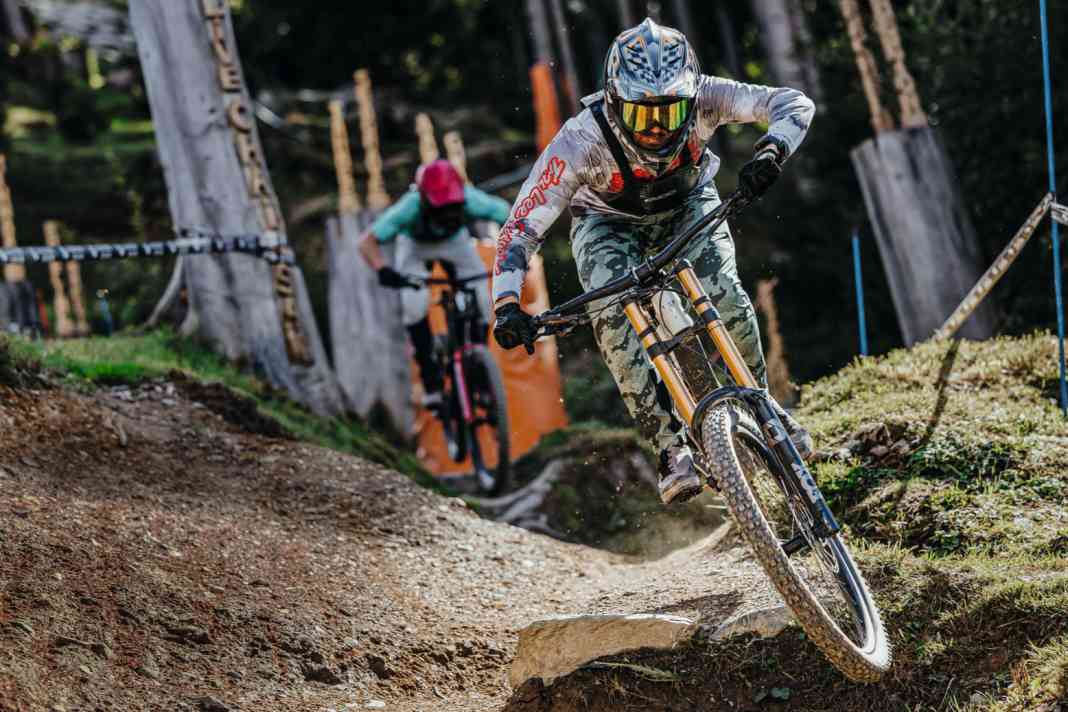Big-Bike-Duell im Bikepark – Giant gegen Ribisu