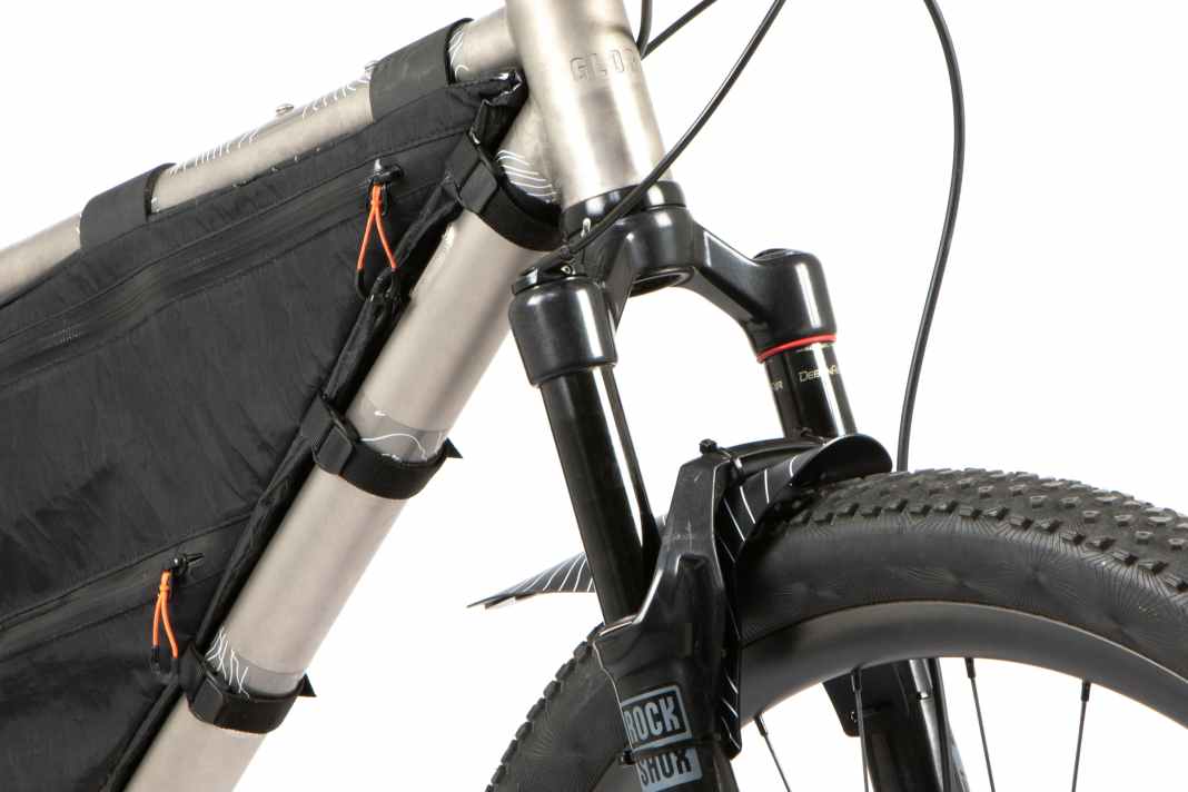Three mudguards for MTBs, gravel bikes and luggage racks