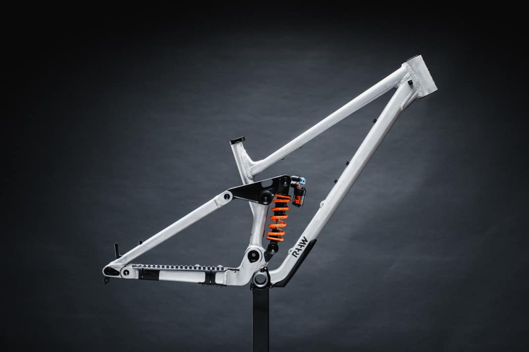 Das neue Enduro Raaw Madonna V3 ist da