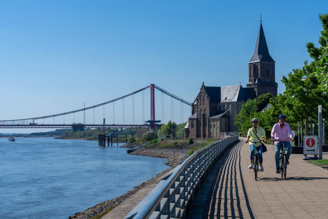 Stadt. Land. NIEDERRHEIN.