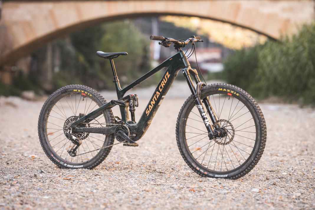 Downhill-Spezialist mit Allround-Qualitäten?