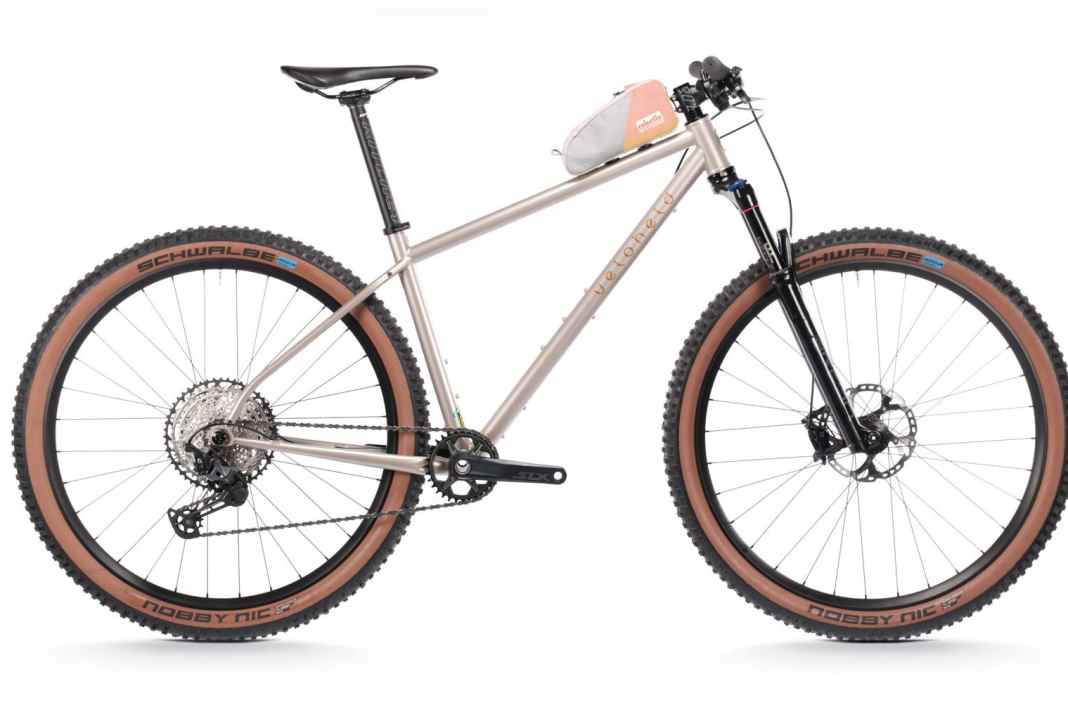 Perfekte Begleiter für Bikepacking & Trails - aus Stahl oder Titan