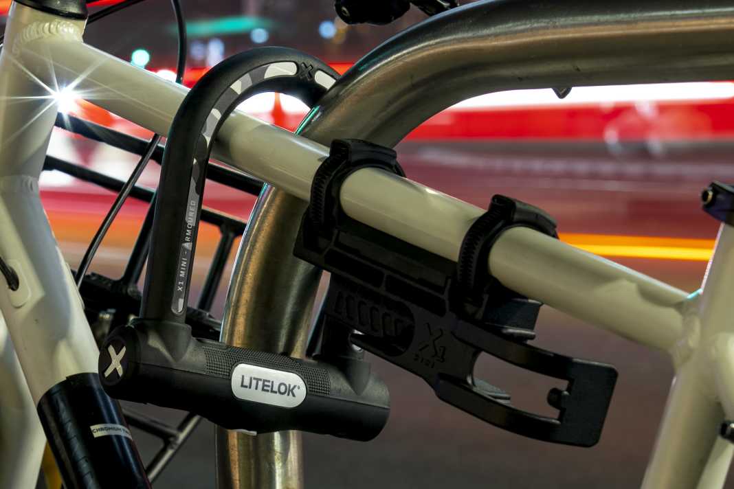 Compact bike lock with barronium armour