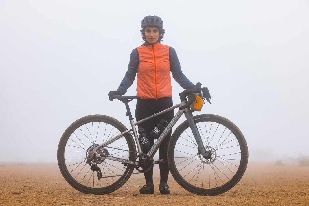 Vielseitiges Alu-Gravelbike mit Carbon-Technologie