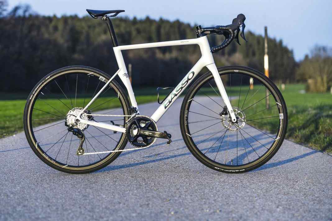 Preiswertes Rennrad mit Scheibenbremsen im Test