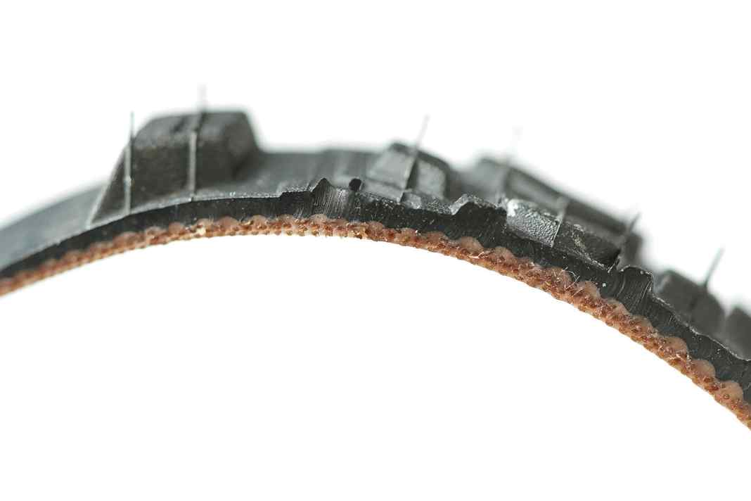 Gravelreifen im Test - Pirelli Cinturato Gravel RC & S