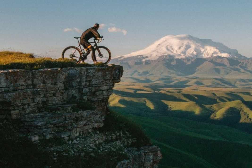 10 Abenteuer auf zwei Rädern