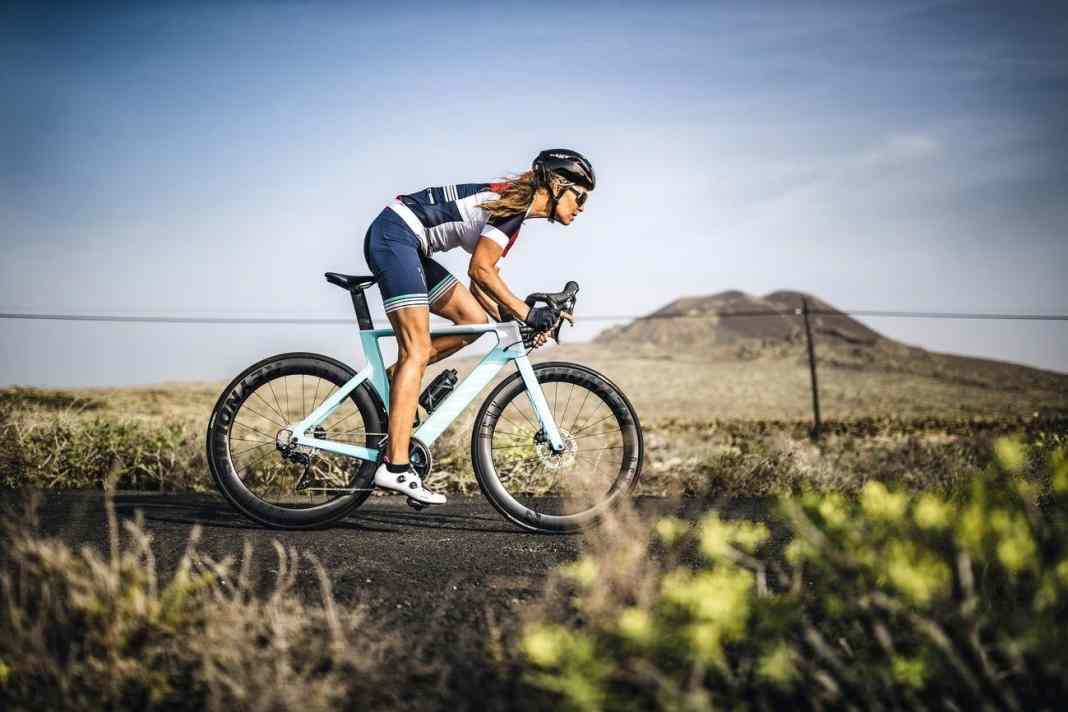 Frauen-Rennräder im TOUR-Test