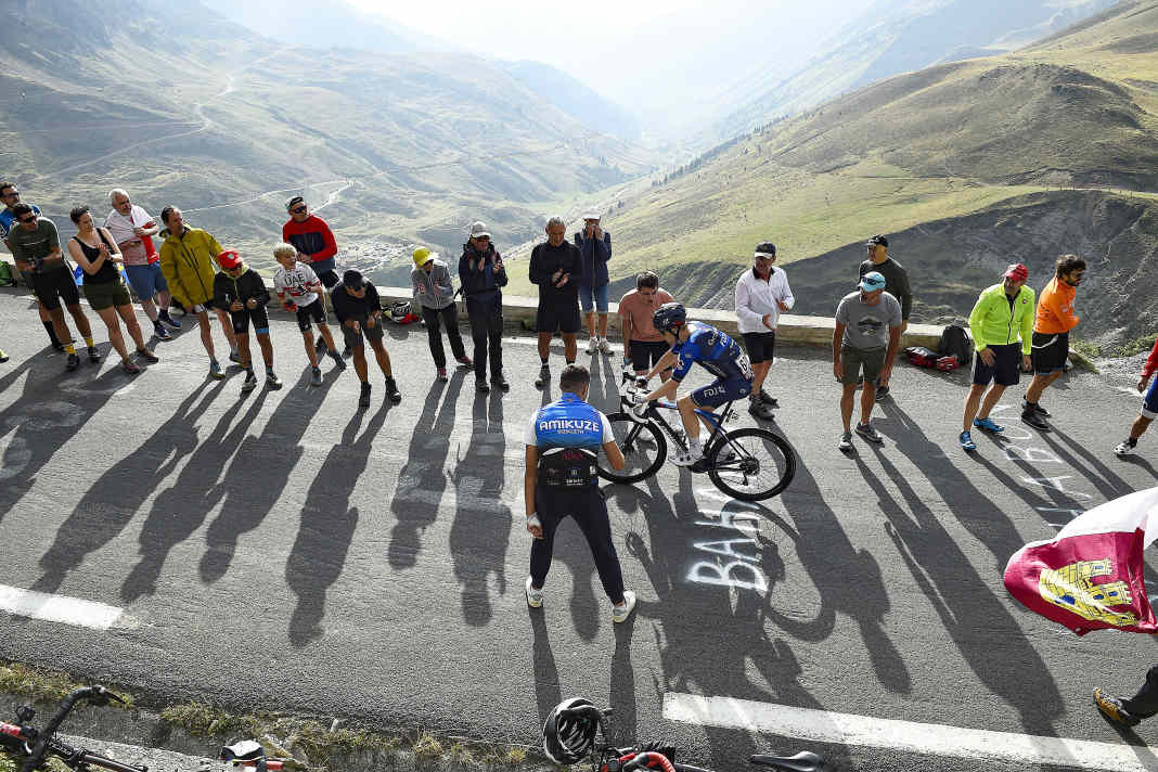 Tourmalet and Gavarnie as Pyrenean stage