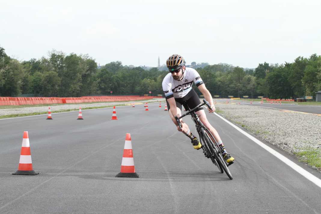 Rennrad-Reifen im Grip-Test
