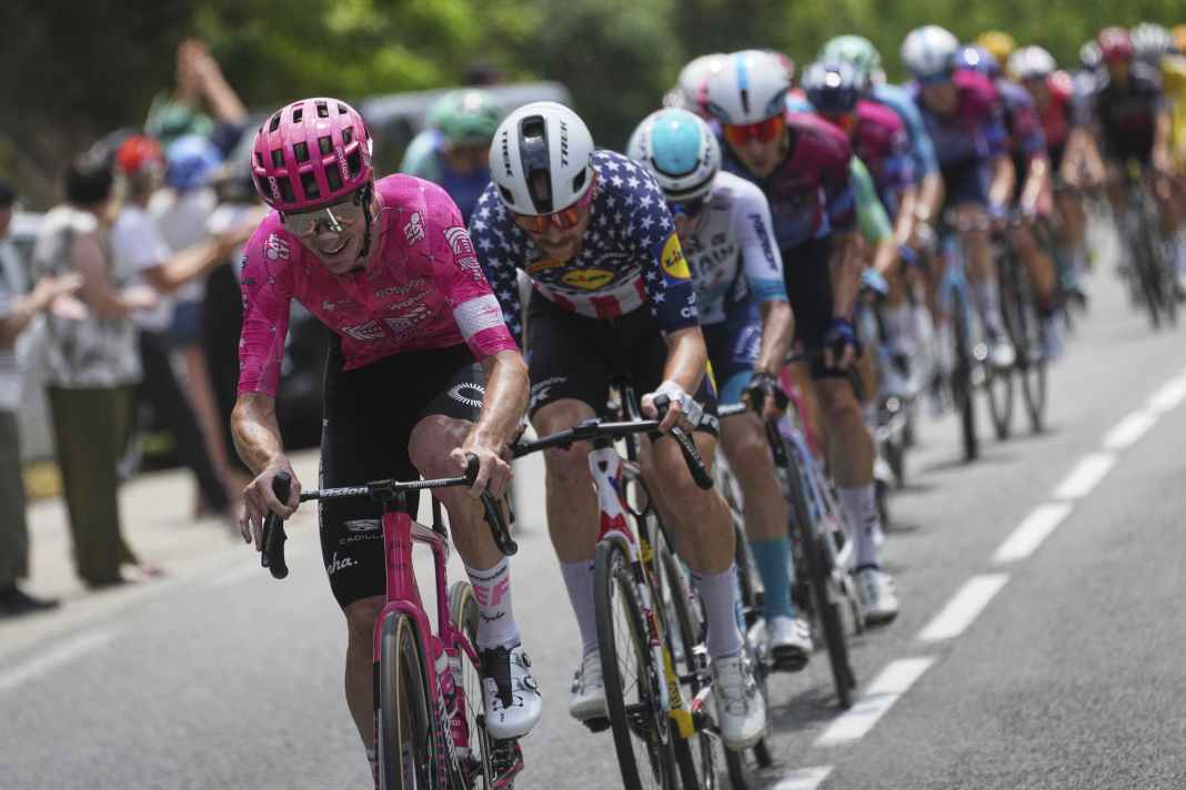 TOUR Tech briefing for Stage 20