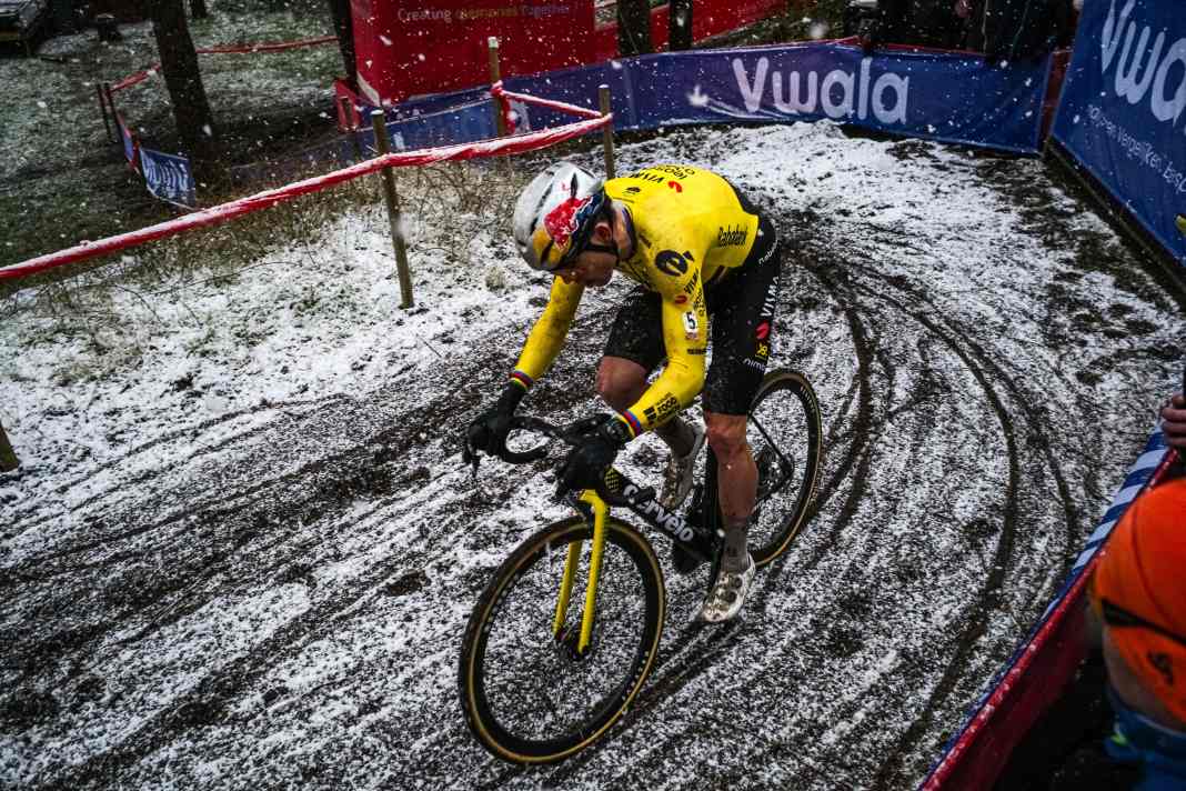 Beim Exact Cross Mol erleidet der Belgier eine leichte Fraktur