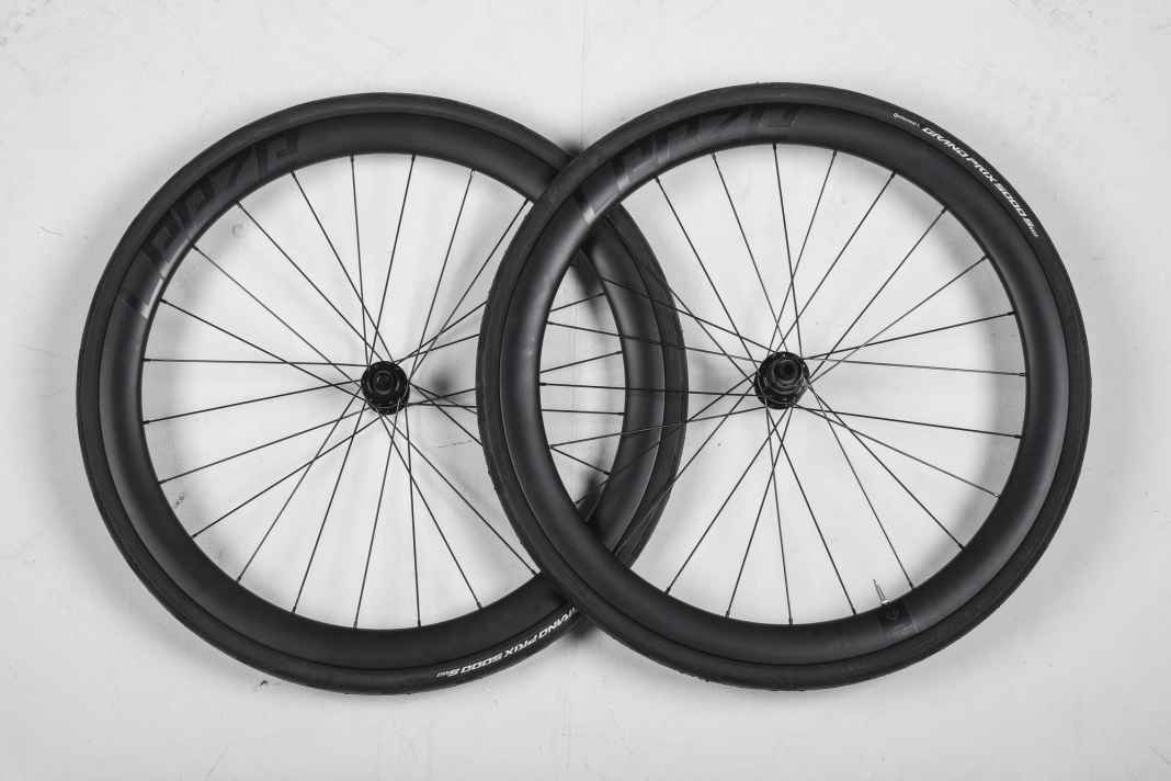 Laufräder unter 1000 Euro und mit Rundum-Service im Test