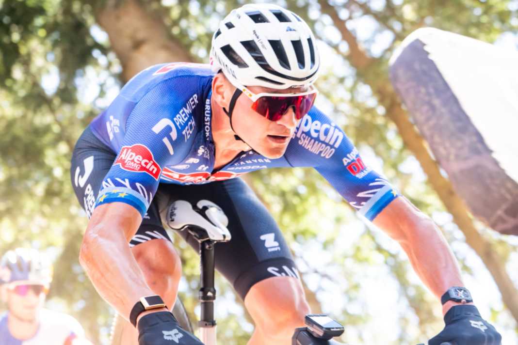 The hunt for the final rainbow jersey