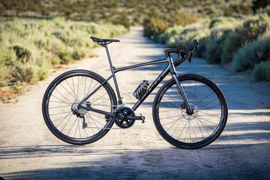 Gravelbike Giant Contend AR - Breites Alu-Spektrum