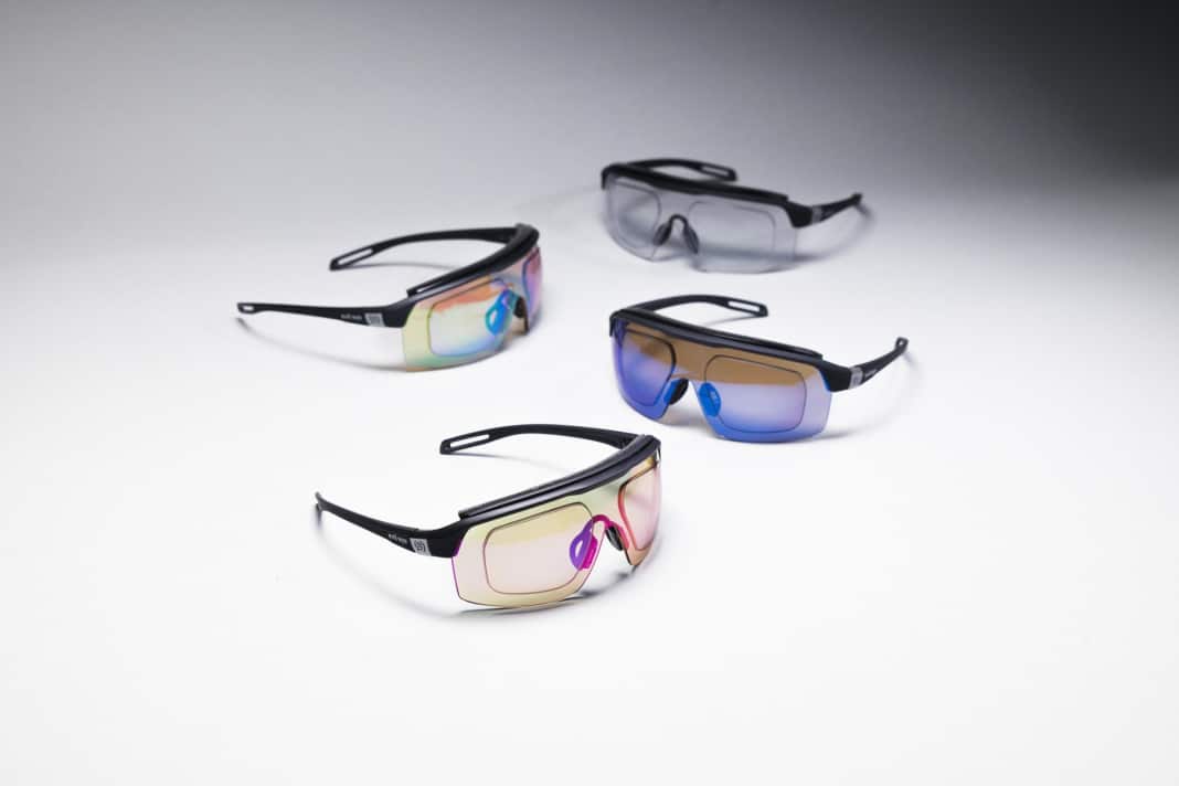 Neue Technik für Selbsttönung & optische Gläser