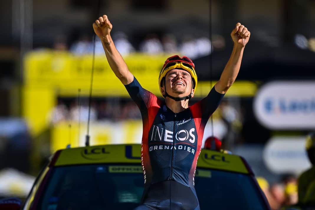 Pidcock siegt in Alpe d'Huez - Vingegaard verteidigt souverän Gelbes Trikot