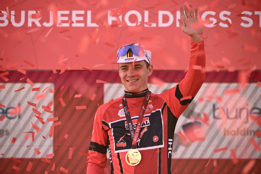 Weltmeister Evenepoel übernimmt Gesamtführung