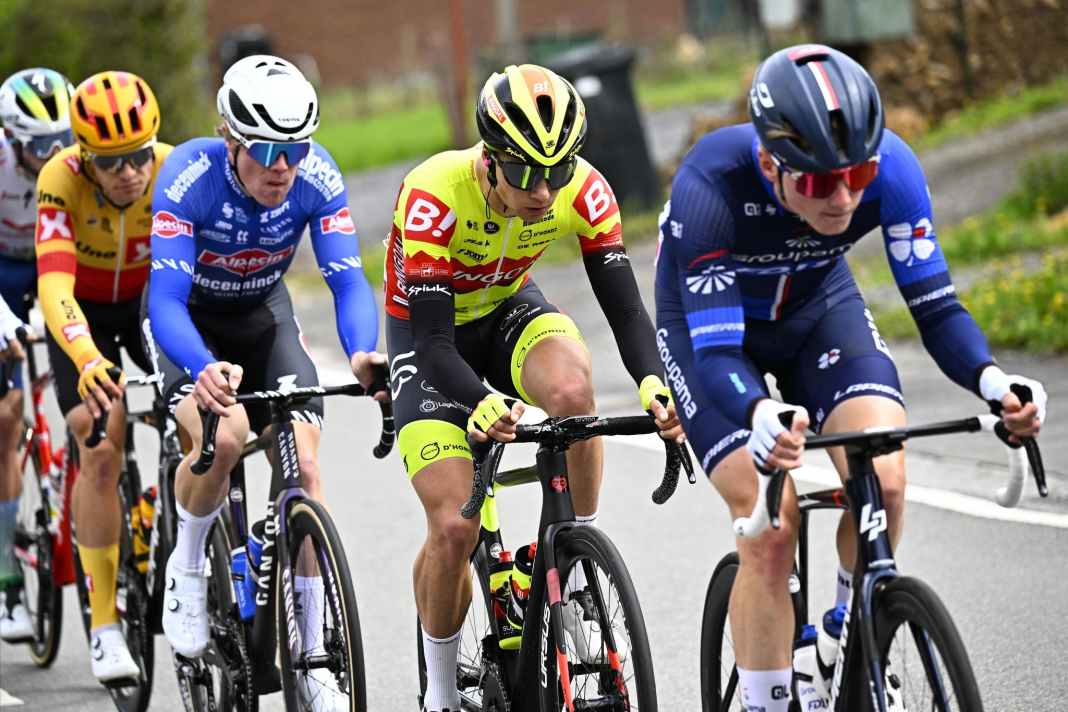 From rowing world champion to cycling apprentice