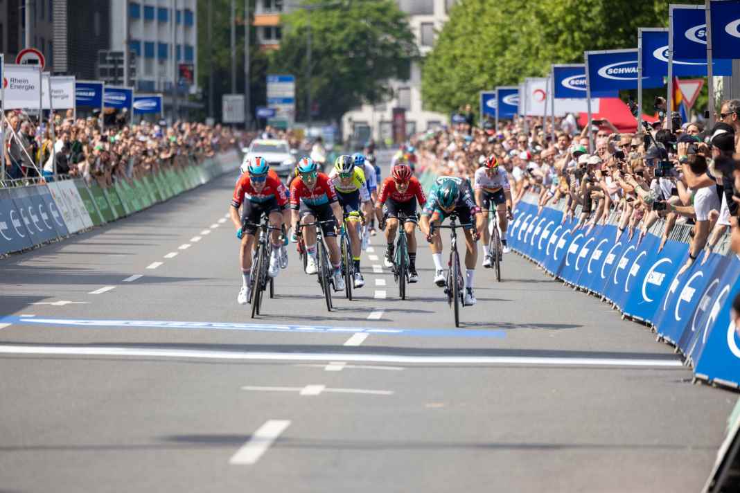 Van Poppel siegt bei Rund um Köln
