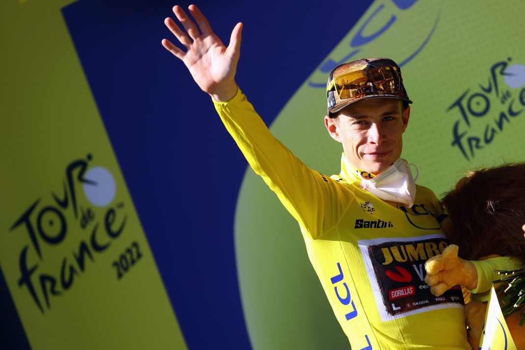 Tour-Champion Vingegaard verpasst Gelb
