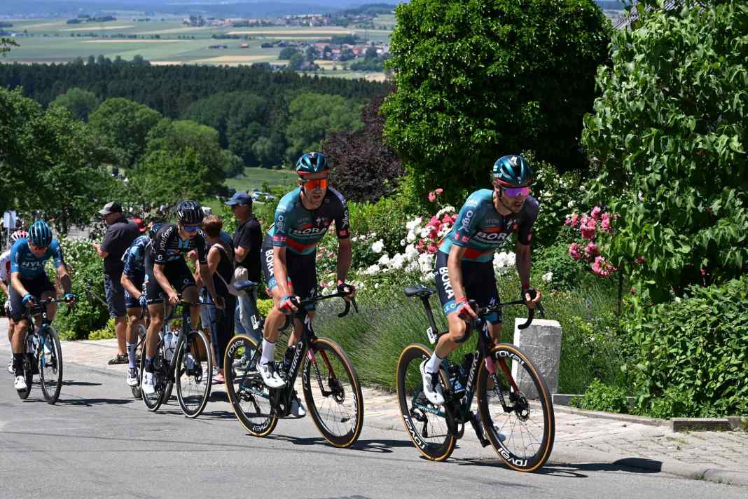Buchmann als Meister zur Tour