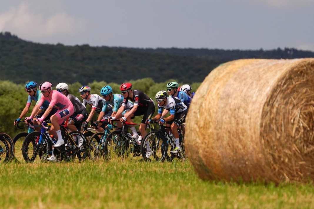 Italien-Rundfahrt - Triple für Ex-Weltmeister Mads Pedersen beim Giro