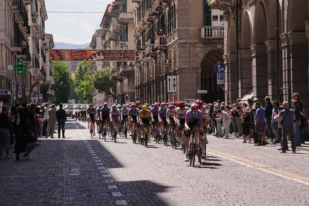 Belgian Segaert wins twelfth stage of the Giro