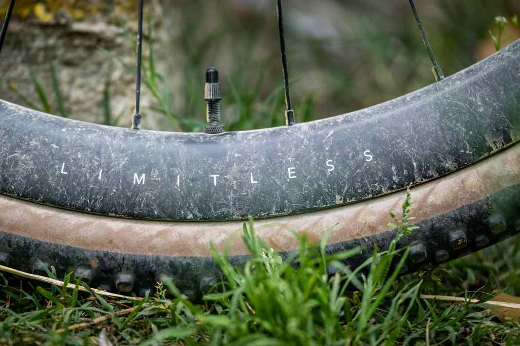 Abenteuer hoch 4: 4 neue Laufradsätze