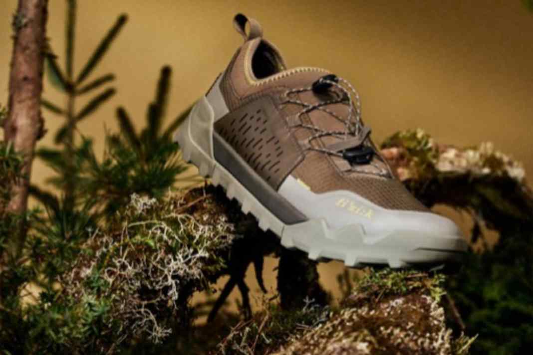 Fizik Ergolace 2 - new as click or flat version for trail & gravel